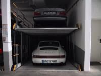 Porsche 911 Typ 964 Carrera 4 - oben: BMW 320i Coupé - unten: 911er (ohne Blitz)